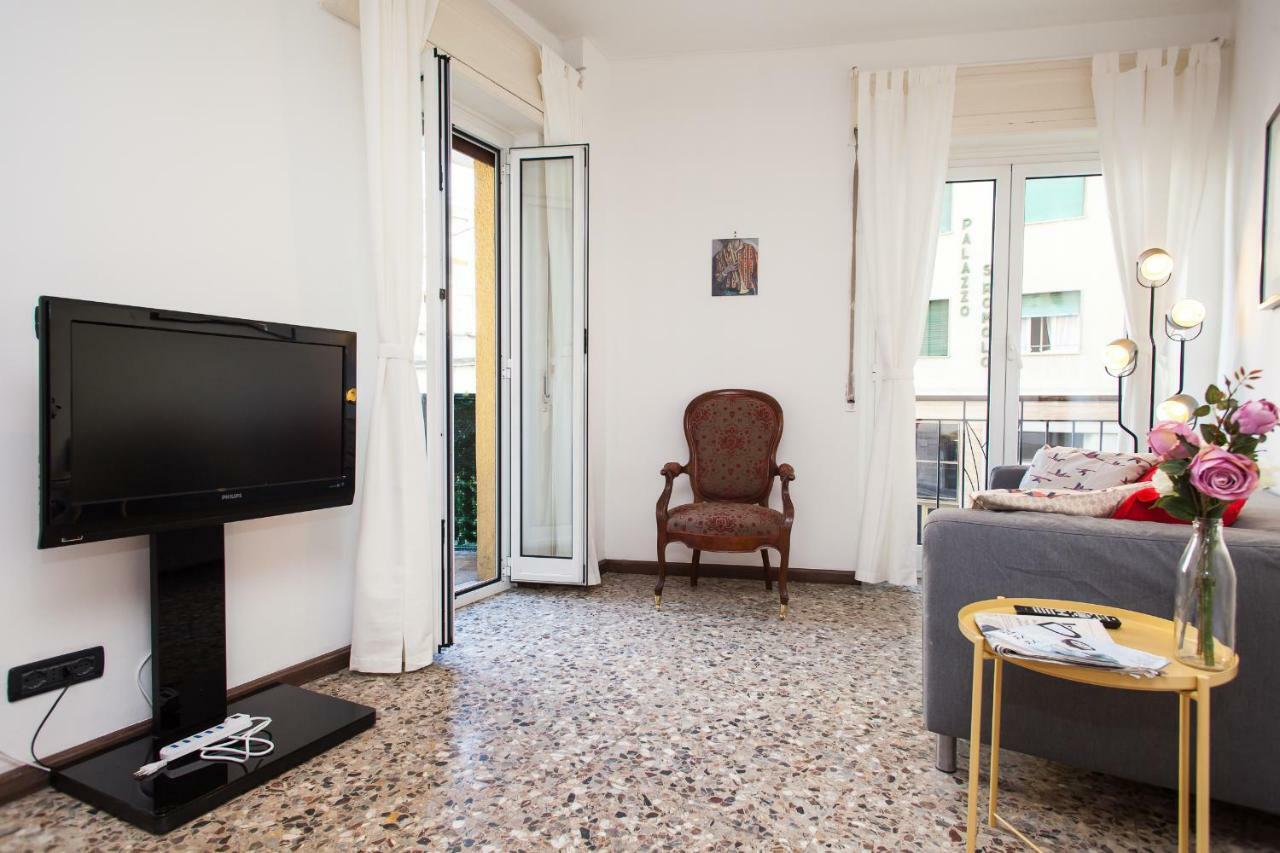 Casa Liberta - Downtown Modern Apartment With Airconditioning سانريمو المظهر الخارجي الصورة